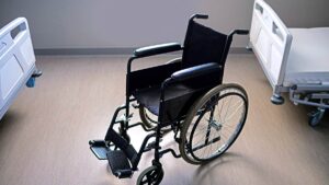 Silla de ruedas en el hospital