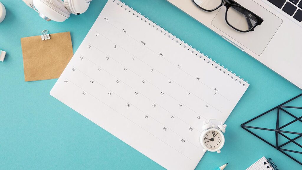 Calendario en un escritorio