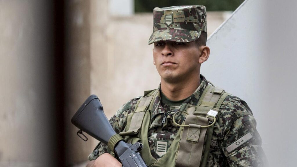 Soldado peruano