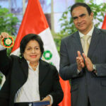 Felicitamos a la Dra. Manuela García Cochagne por su condecoración en la Orden del Trabajo, otorgada en el marco del Día del Trabajo